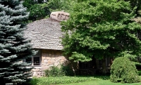 Earl Young Mushroom house, 2004, Charlevoix, Michigan