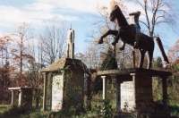 World War II memorial and Andrew Jackson. E.T. Wickham Site, 1993.