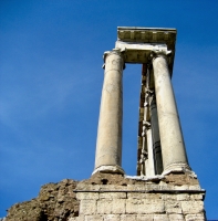 Temple of Saturn, the Forum. (Emma photo)