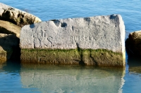Art, D.S., Gimbol, Ed Russell-36. Chicago lakefront stone carvings, south of La Rabida Hospital. 2021