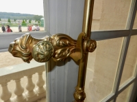 Window hardware, Versailles