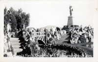 Statue of Liberty at Peterson's Rock Garden, between Bend and Redmond, Oregon, postcard