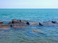 ??? Loves Helen. Chicago lakefront stone carvings, south of La Rabida Hospital. 2018