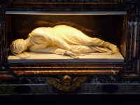 Stefano Maderno's 1600 sculpture of St. Cecilia, depicting her uncorrupted body centuries after her burial