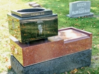 Rosehill grave marker: Thomas Siu  (1925-1995)
