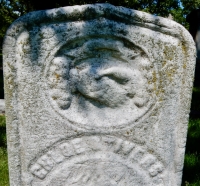 Rosehill tombstone: Clasped hands