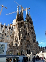 Front facade, Antoni Gaudí's Sagrada Família, Barcelona
