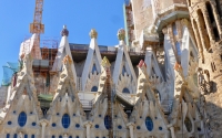 Peaks adjacent to front facade, Antoni Gaudí's Sagrada Família, Barcelona