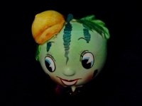Also jaunty is this sporty vegetable, sadly lacking a pair. The colors and big eyes are quite fetching