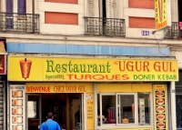 Chez Ugur Gul, Paris