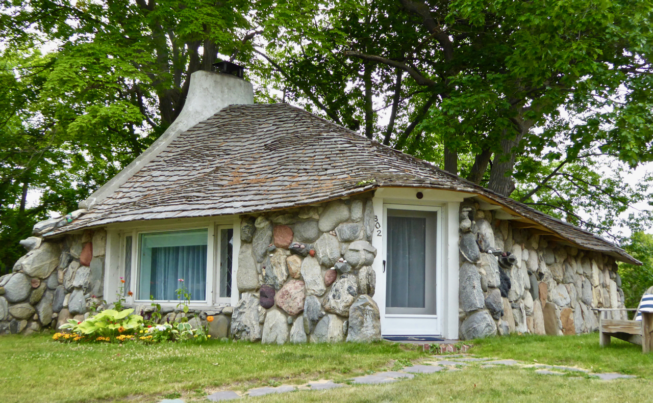 Earl Young's Half House, 1947, Mushroom Houses of Charlevoix, Michigan