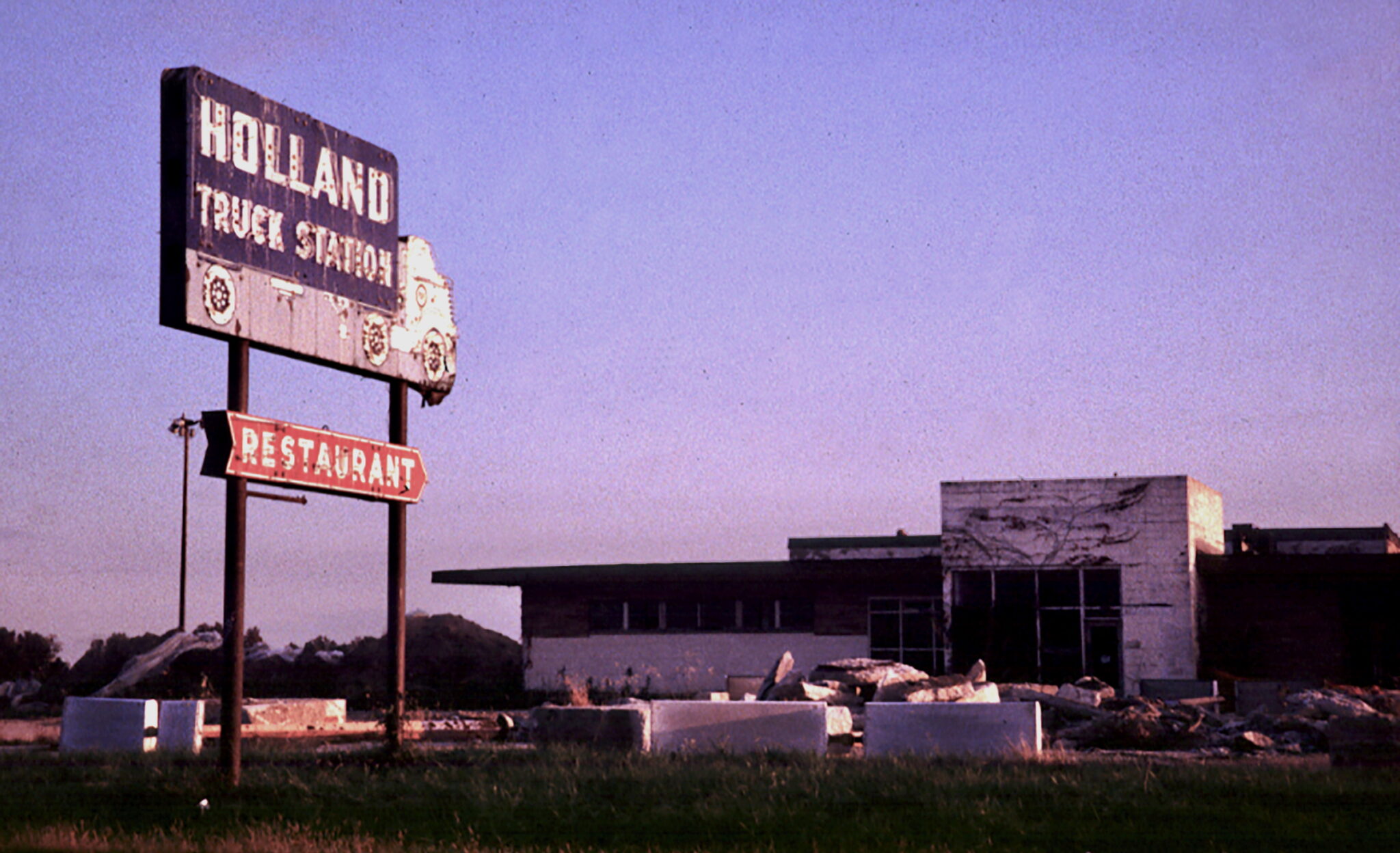 Abandoned truck stop, Flora, IL, where U.S. 45 and 50 meet.